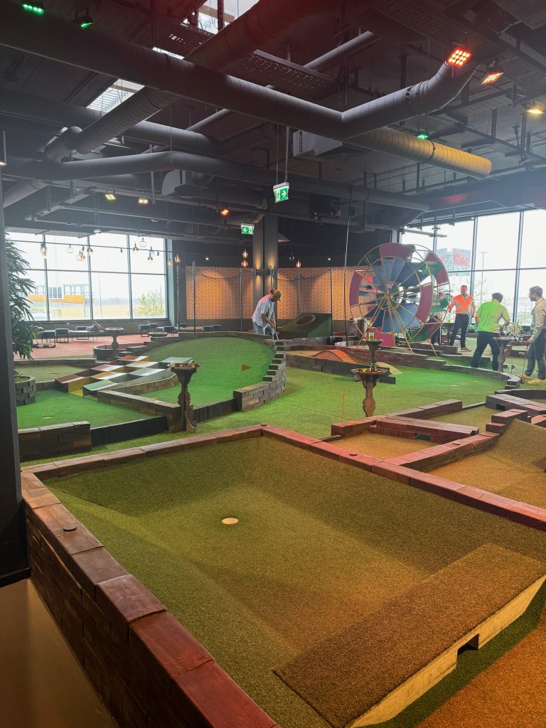 VaniVanity_Minigolf SCS