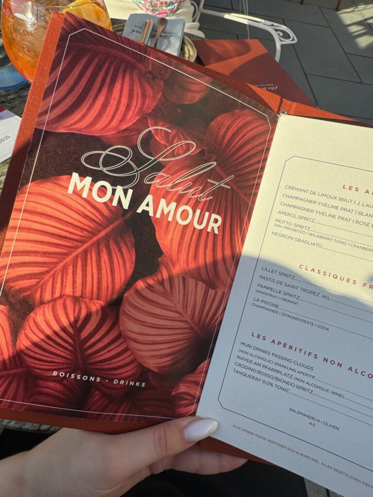 VaniVanity_Chez Bernard Bar