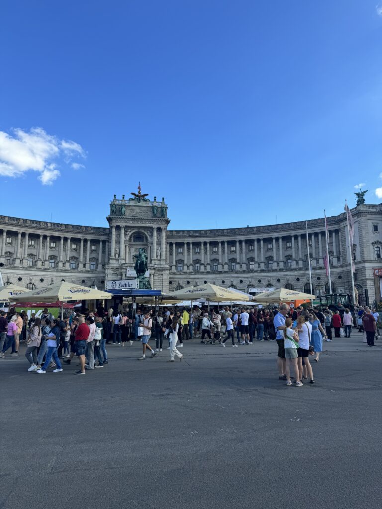 VaniVanity_Heldenplatz