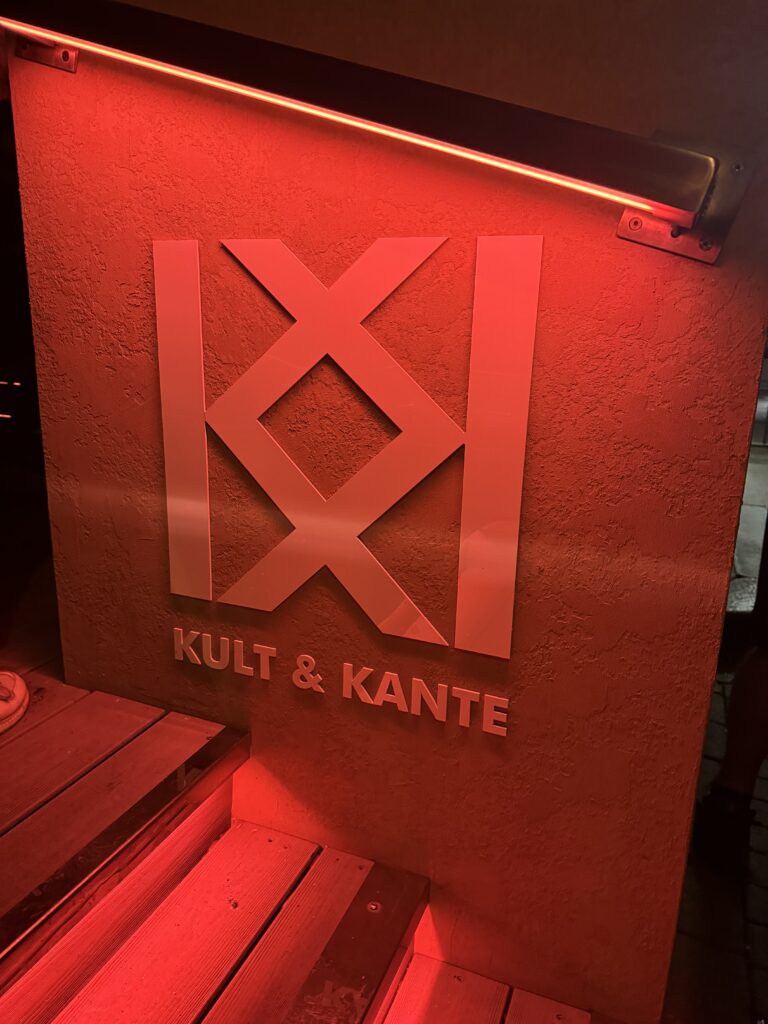 VaniVanity_Kult&Kante
