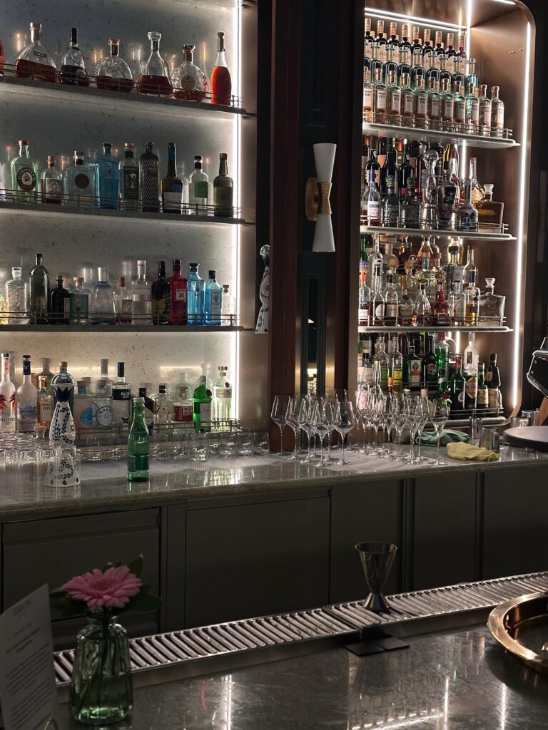 VaniVanity_Theo´s Bar