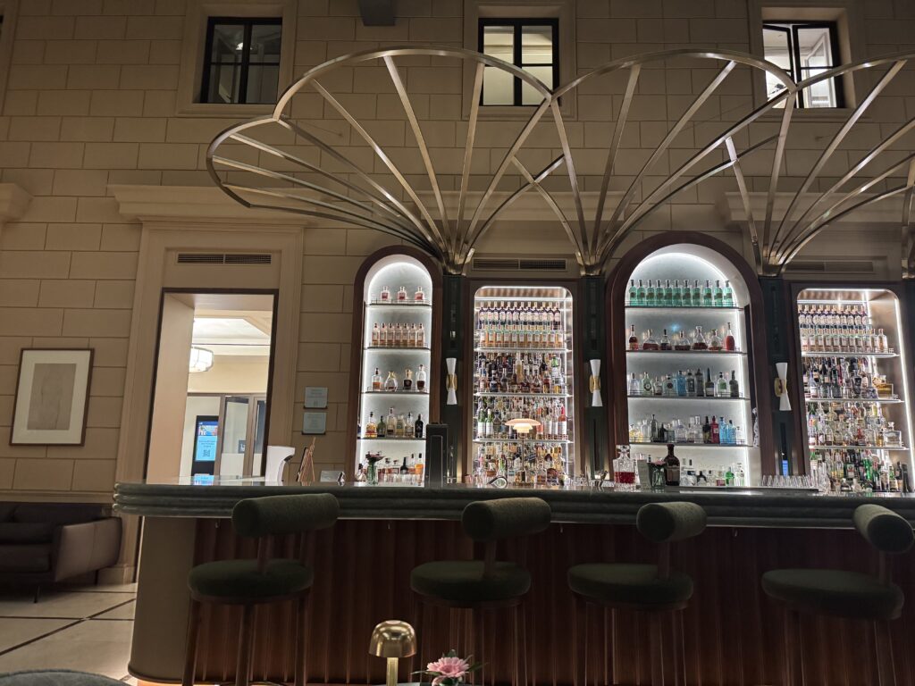 VaniVanity_Theo´s Bar