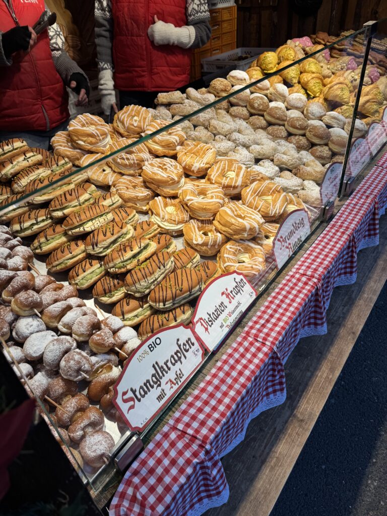 VaniVanity_Rathausplatz Christmas Market