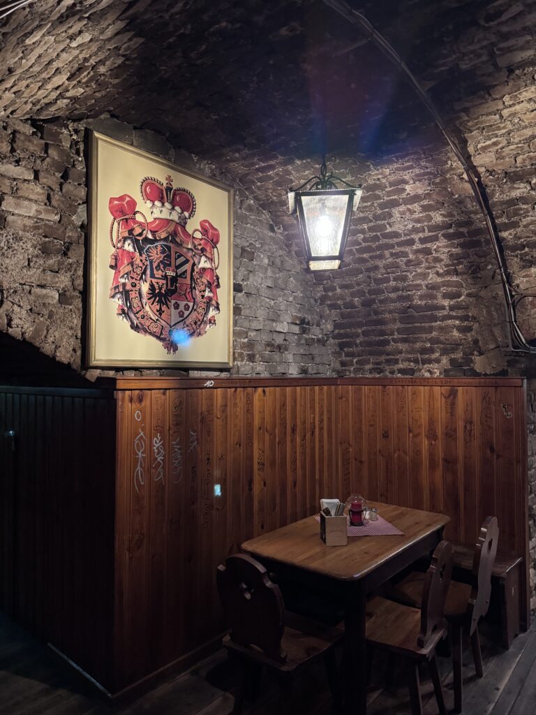 VaniVanity_Esterhazykeller