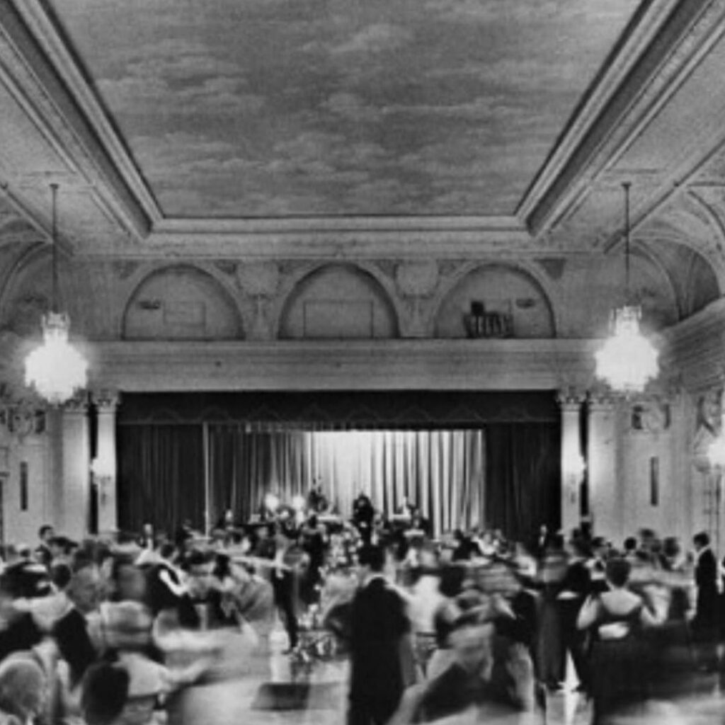 VaniVanity_Vienna Ball Season