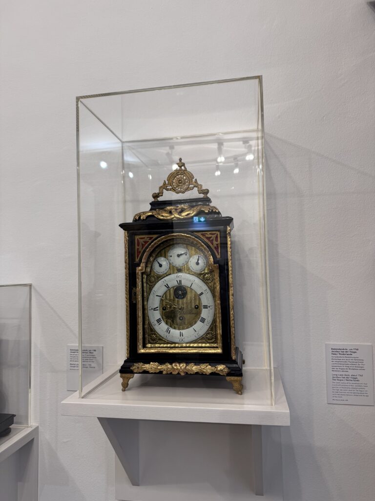 VaniVanity_Clock Museum