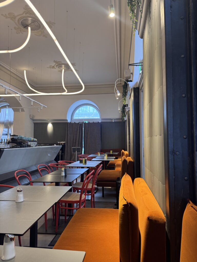 VaniVanity_Cafe Bellaria