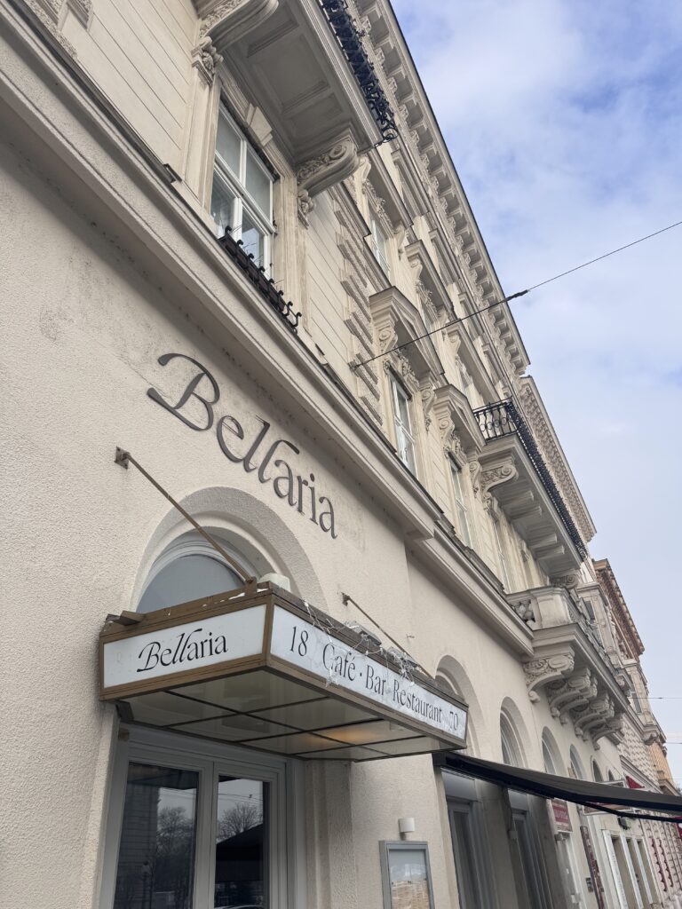 VaniVanity_Cafe Bellaria