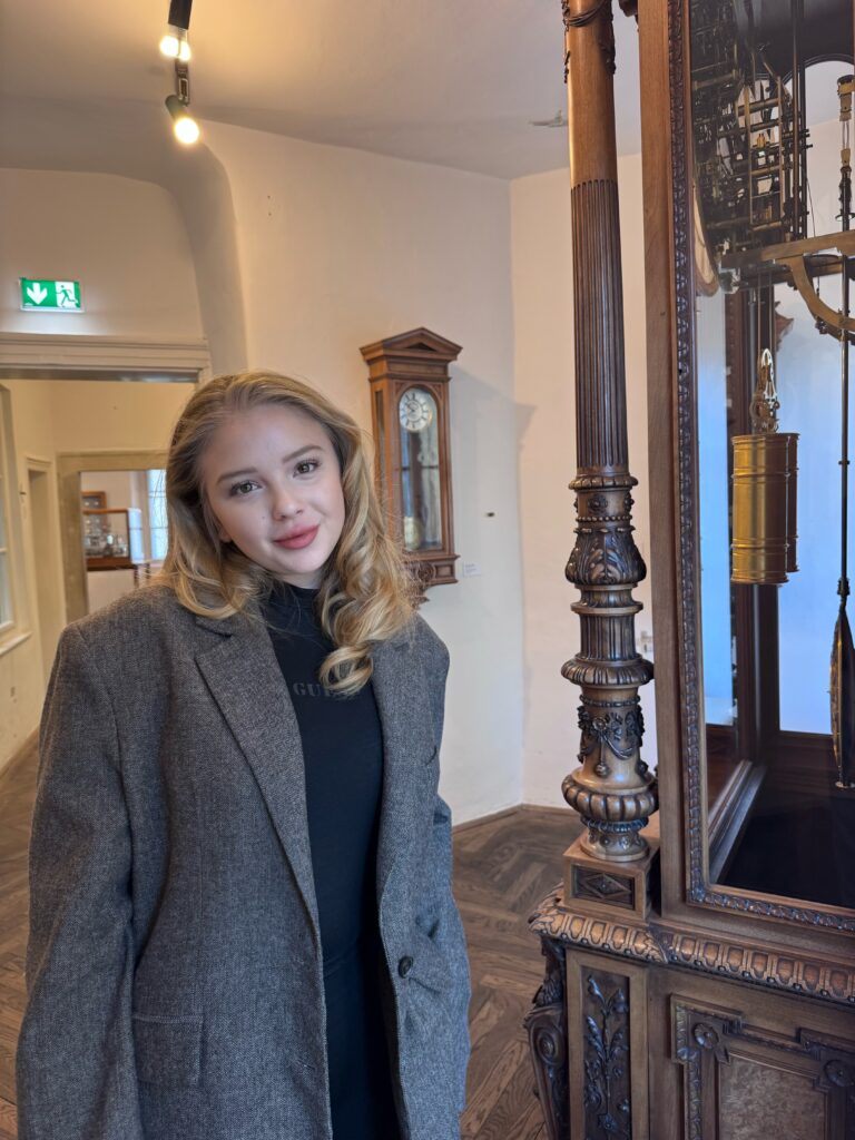 VaniVanity_Clock Museum