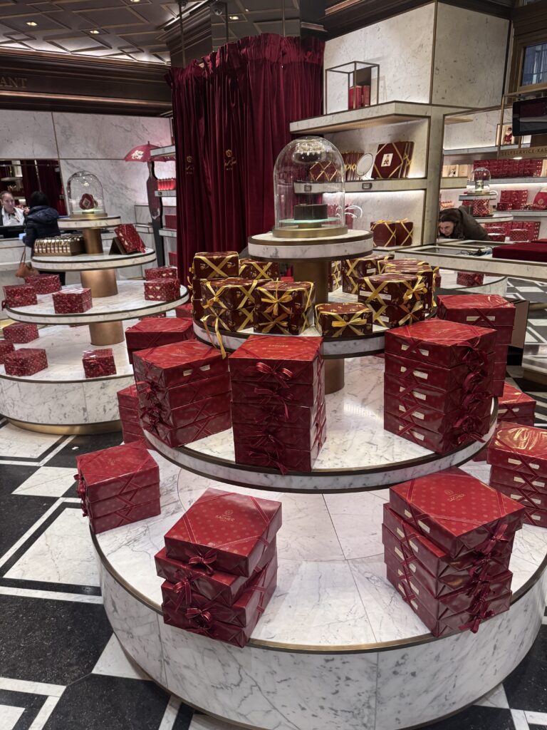 VaniVanity_Cafe Bel Etage