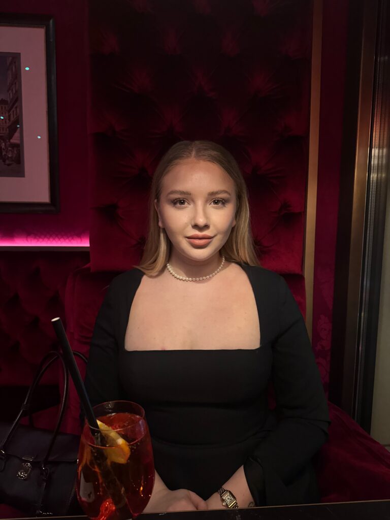 VaniVanity_Cafe Bel Etage