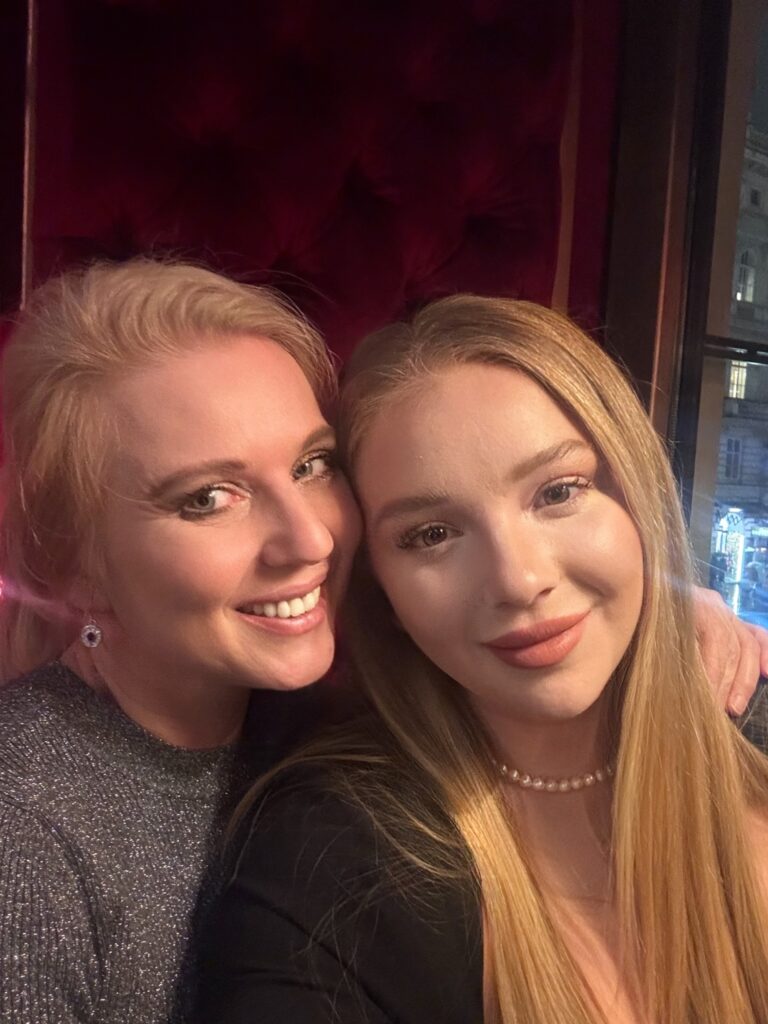 VaniVanity_Cafe Bel Etage