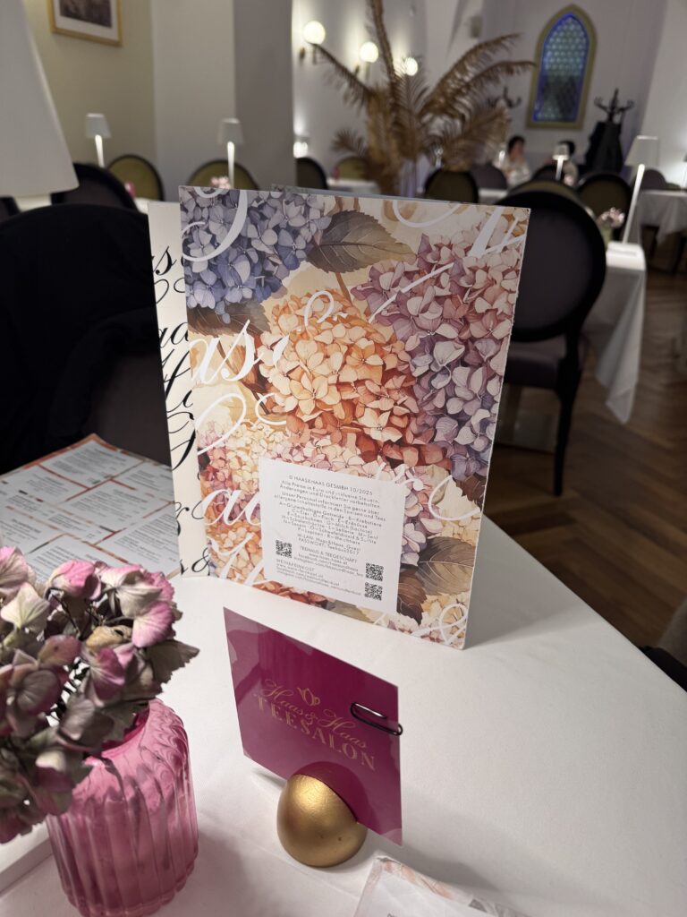 VaniVanity_Haas & Haas Teasalon