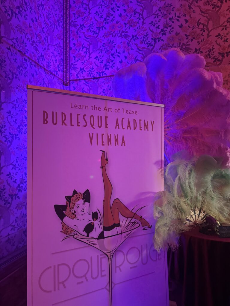 VaniVanity_Cirque Rouge Masquerade Ball