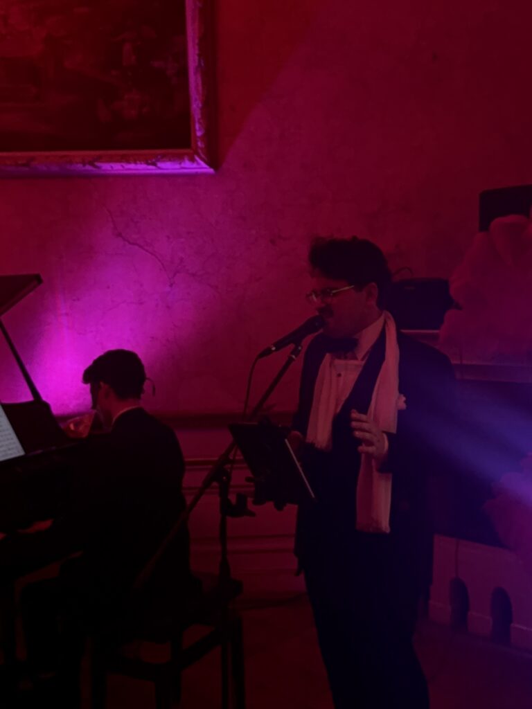 VaniVanity_Cirque Rouge Masquerade Ball