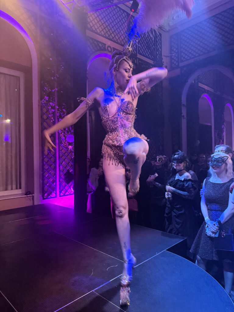 VaniVanity_Cirque Rouge Masquerade Ball