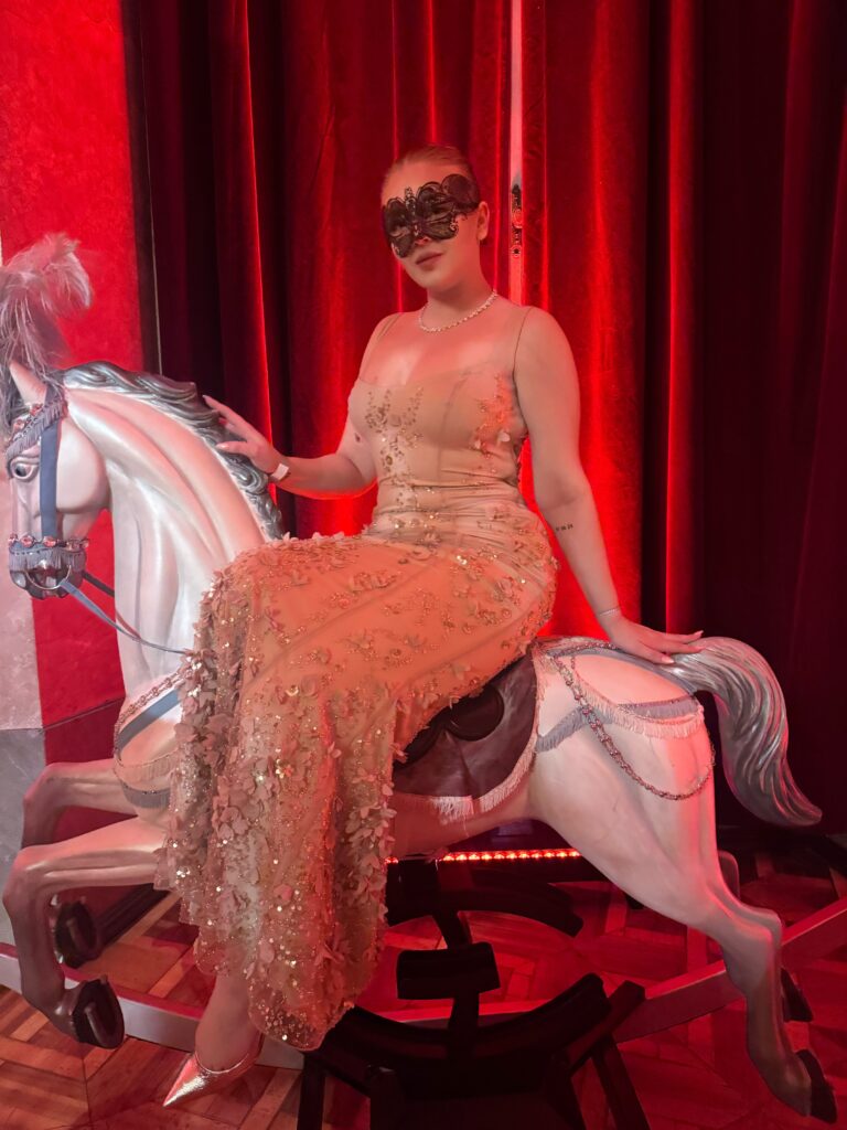 VaniVanity_Cirque Rouge Masquerade Ball