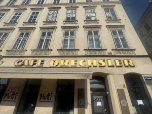 VaniVanity_Cafe Drechsler