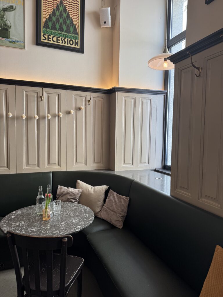 VaniVanity_Cafe Drechsler