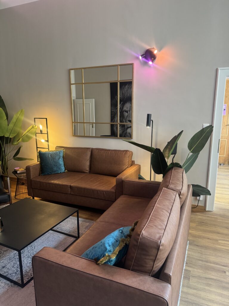 VaniVanity_Hypershape