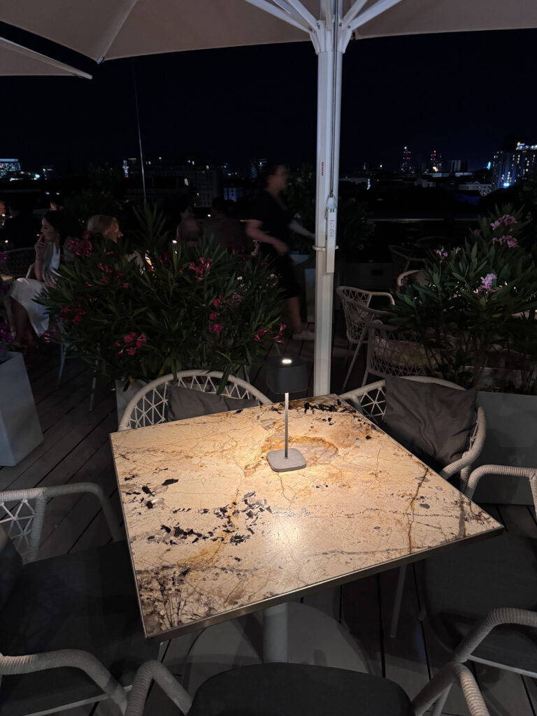 VaniVanity_Atmosphere Rooftop Bar