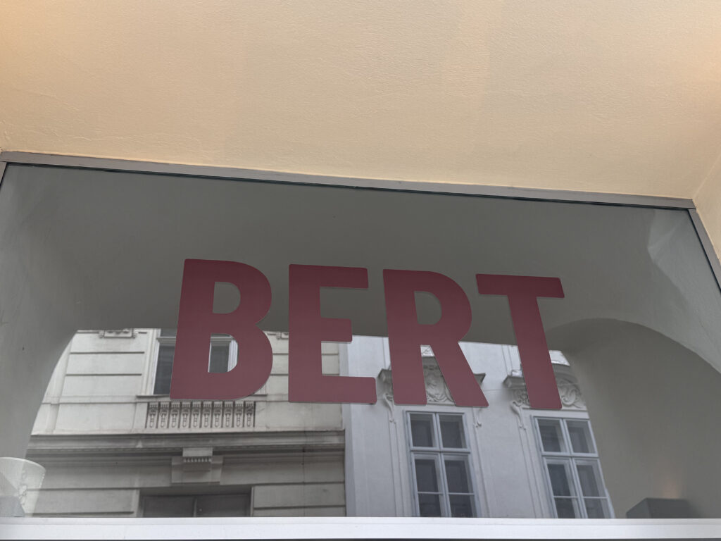 VaniVanity_Bert Coffee