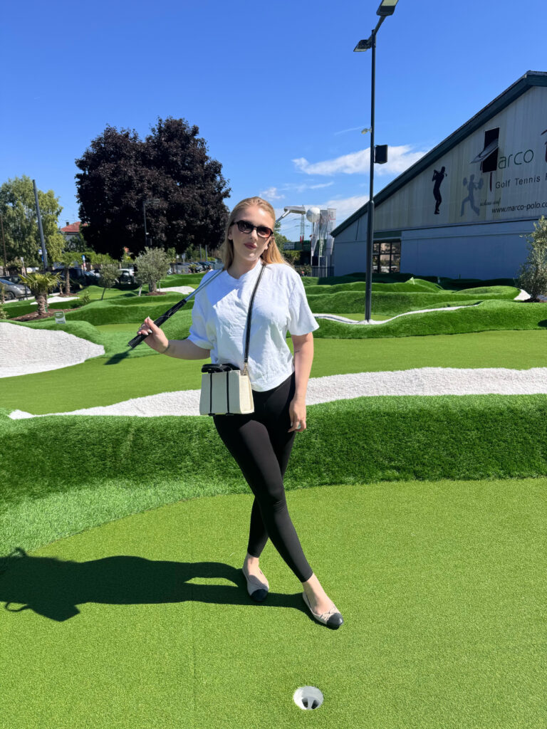 VaniVanity_Minigolf Stroke