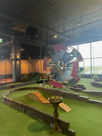 VaniVanity_Minigolf SCS