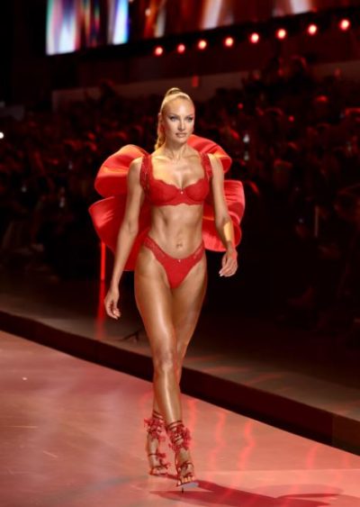 VS_Candice Swanepoel_dimitrios kambouris-getty images VaniVanity_Victoria Secret